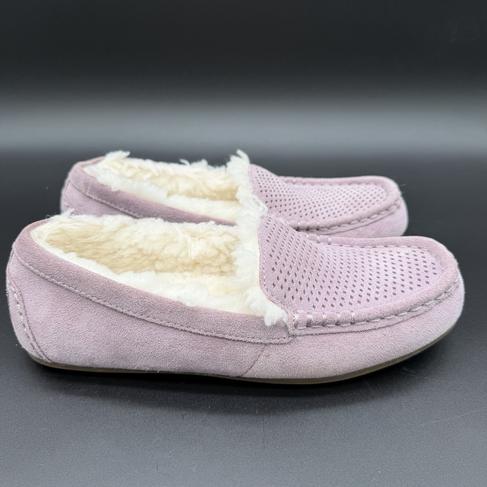Koolaburra By UGG Lezly Women's Size 6 Light Purple Slippers